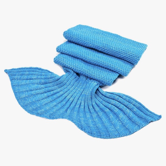NWT Mermaid tail blanket - Picture 2 of 6